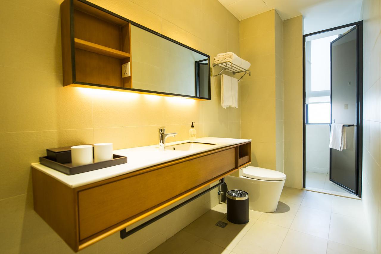 Ji Hotel Guangzhou Tianhe East Railway Station Bagian luar foto