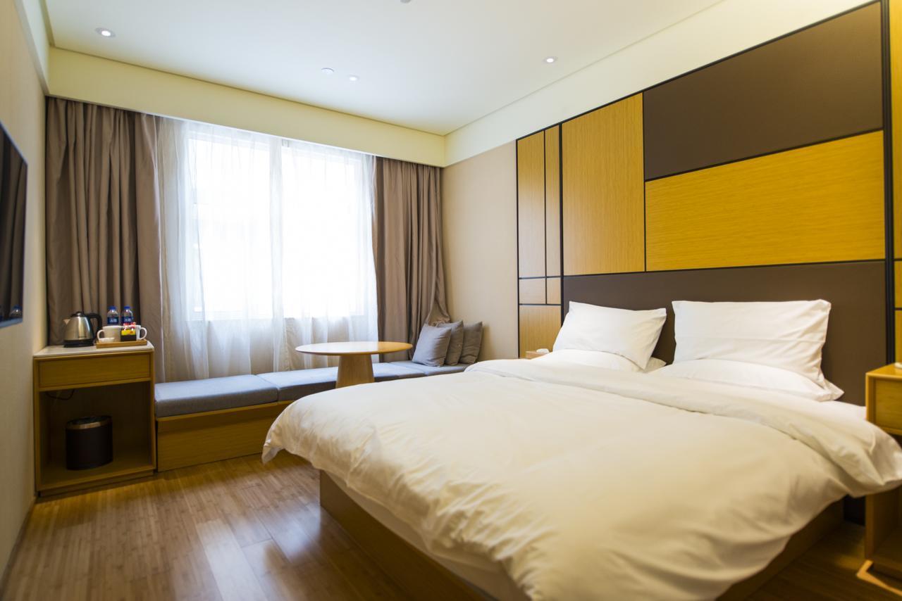 Ji Hotel Guangzhou Tianhe East Railway Station Bagian luar foto