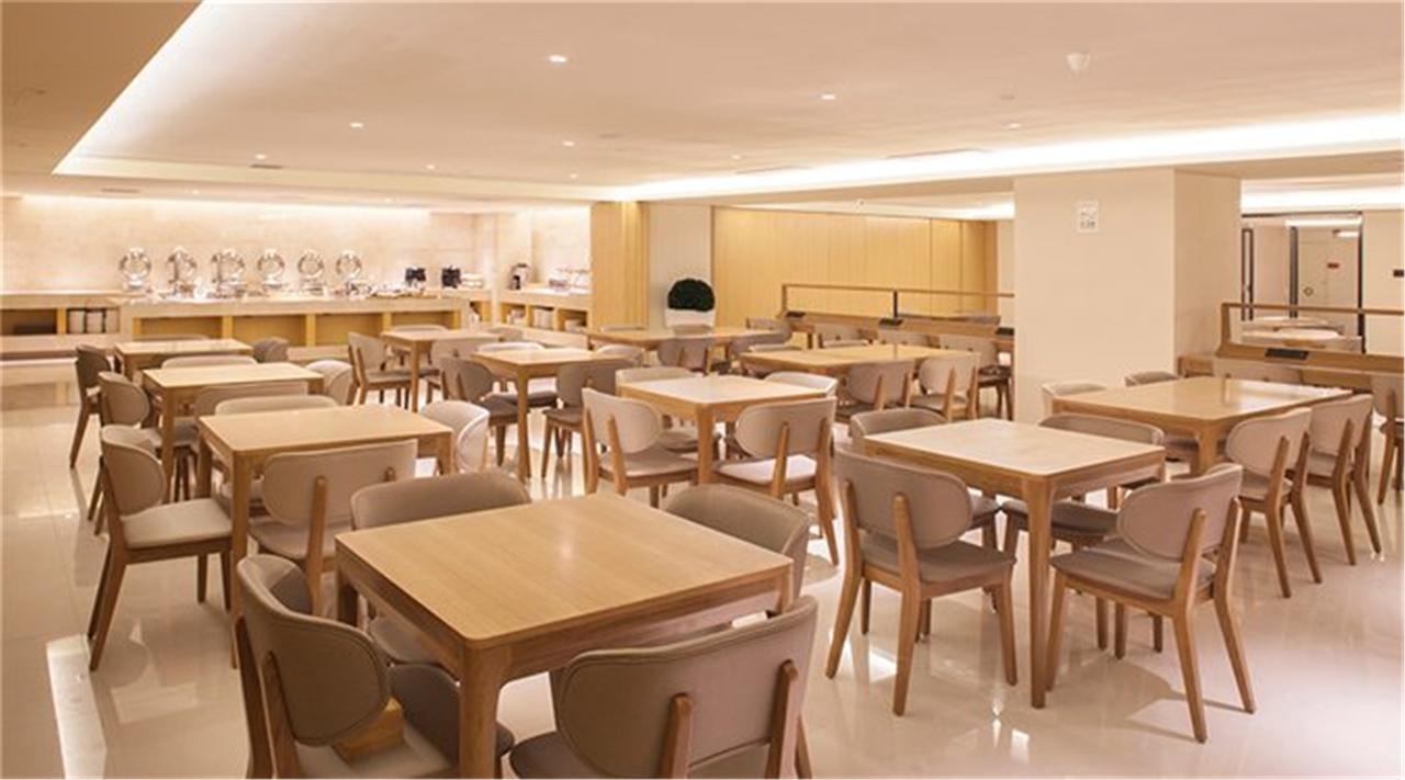 Ji Hotel Guangzhou Tianhe East Railway Station Bagian luar foto