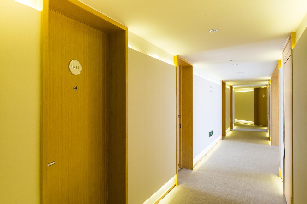 Ji Hotel Guangzhou Tianhe East Railway Station Bagian luar foto